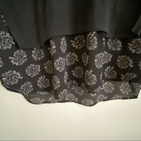 Loft Crew Neck Back Panel Sweater Size Small - Picture 3 of 6